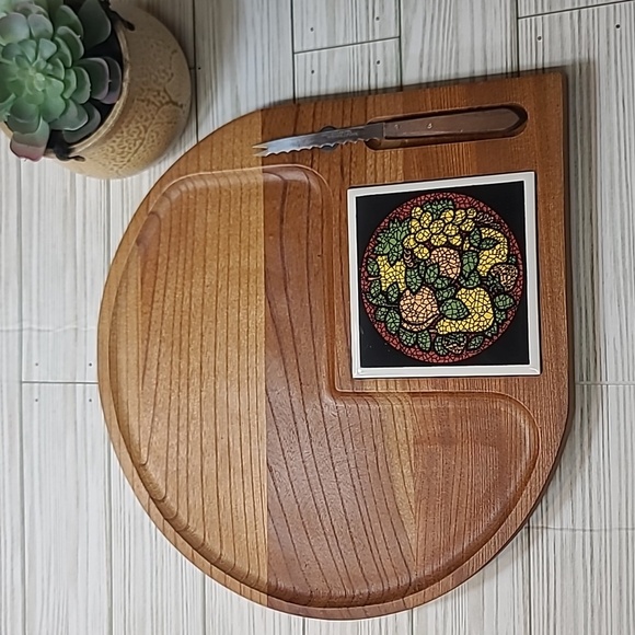 Chartrudery board wood with title and knife - Picture 1 of 5